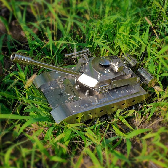 Cool Tank Display Model for Men